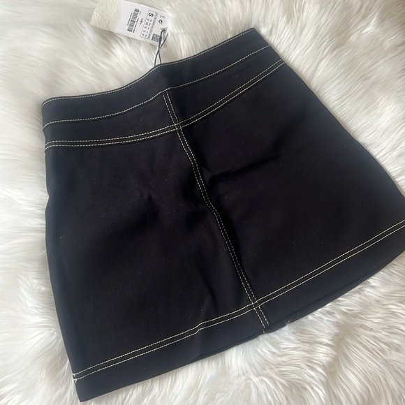 ZARA MINI SKIRT BLACK DENIM - Picture 3 of 4